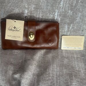 NWT Patricia Nash vintage distress Annesley Cognac wallet